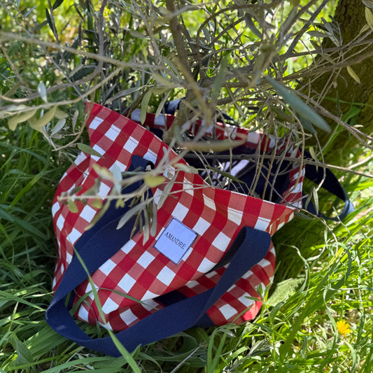 Tote Azoka
