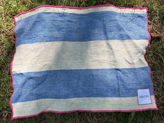 Individual Itsasbide - Rayas Azul & Lino · Overlock Fucsia - Amandre