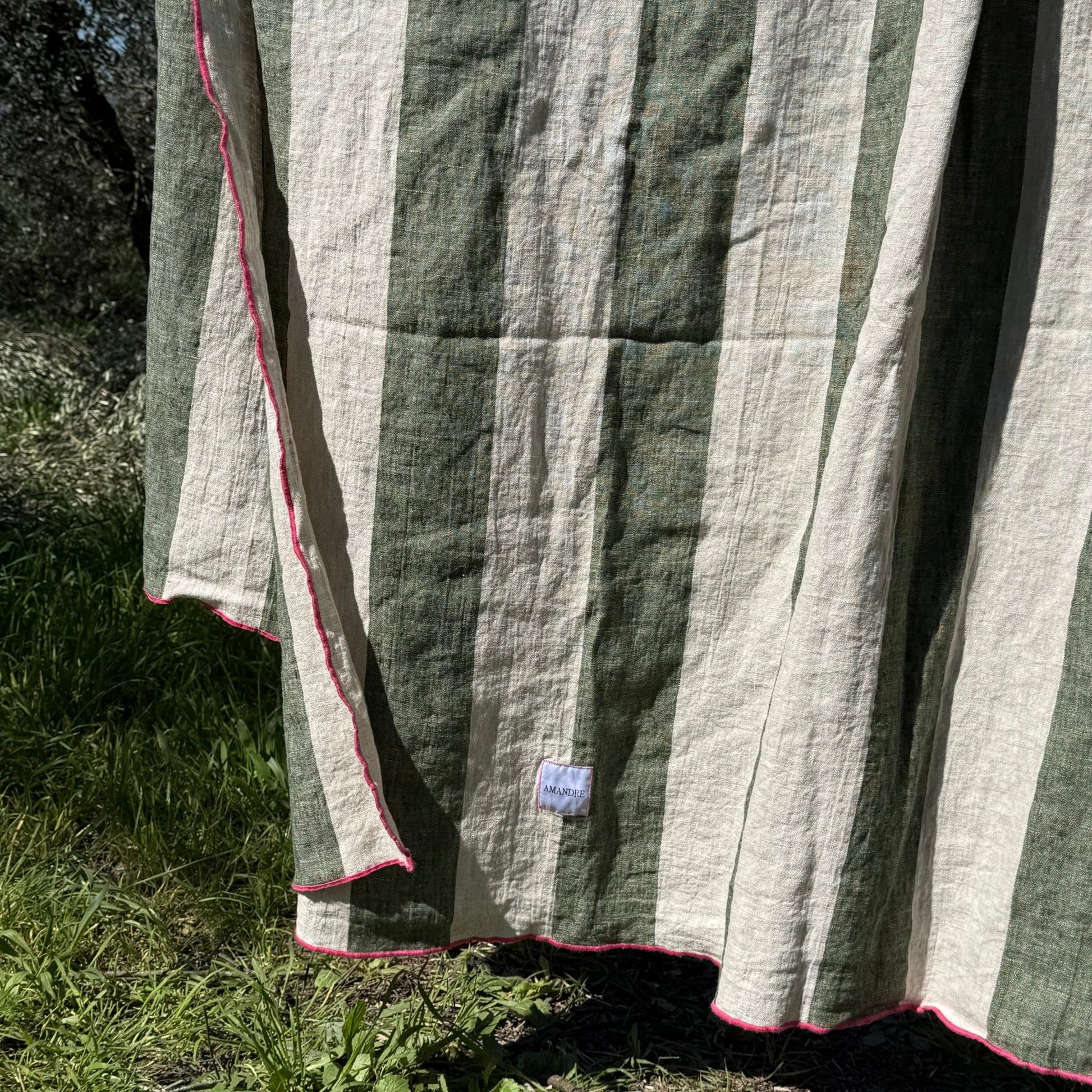 Mantel Etxekoa - Rayas Verdes & Lino / Overlock Fucsia - Amandre