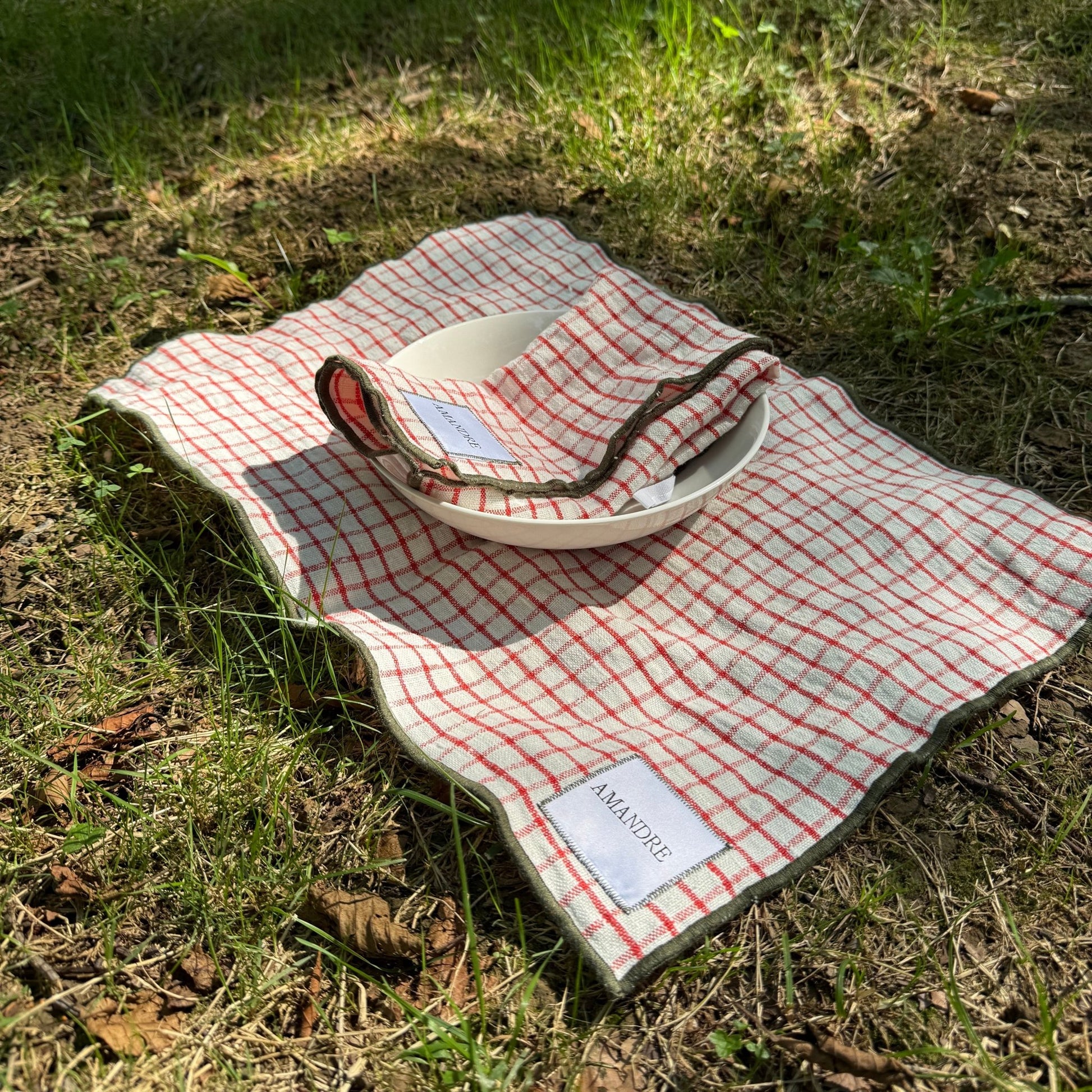 Mantel individual Sukalde - Vichy Rojo · Overlock Verde Botella - Amandre
