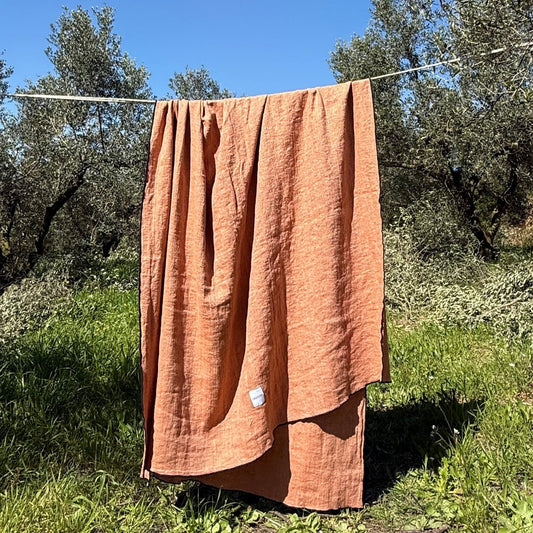Mantel Sustraiak - Brick Espiga & Overlock Azul Marino - Amandre