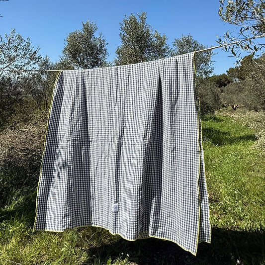 Mantel Uda - Vichy Azul & Overlock Amarillo - Amandre